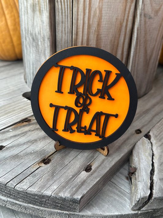 Trick or Treat Tiered Tray Sign w/ Stand