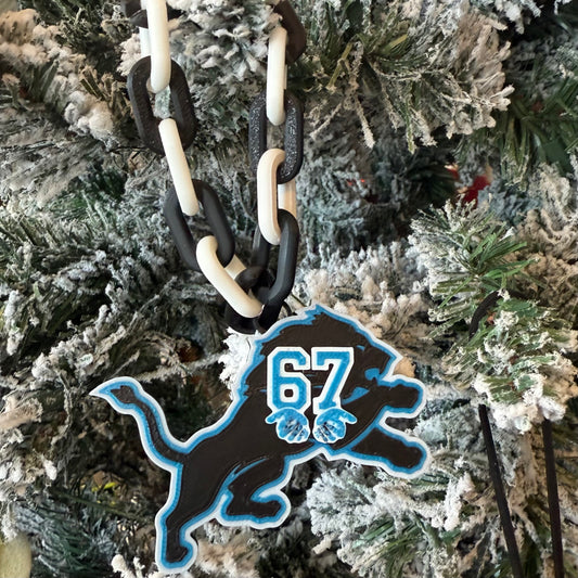 Elf on the shelf chain (Lions)